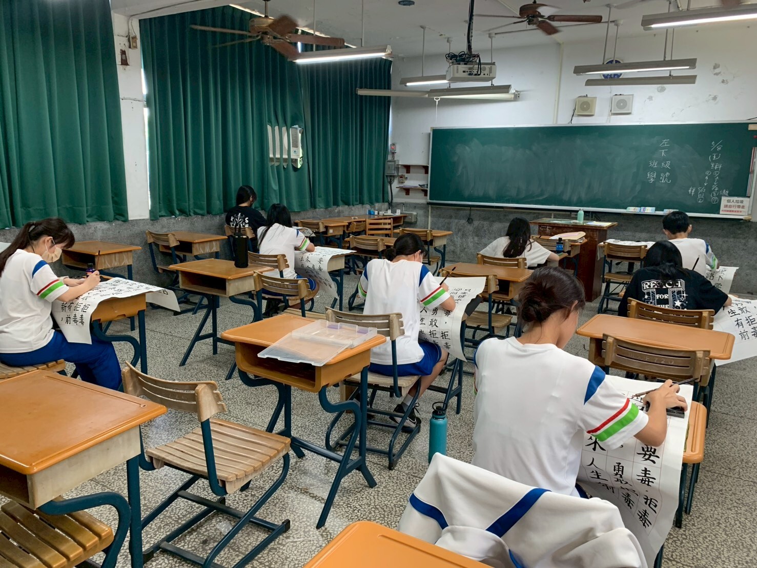 114學年度國語文競賽(靜態)圖片