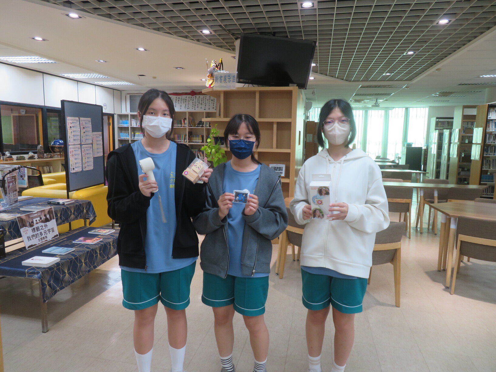 11504標籤之外-我們的多元宇宙主題書展圖片