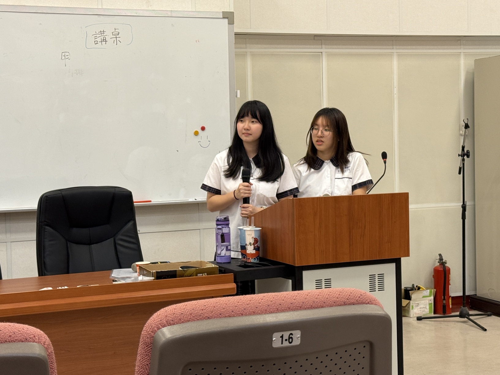 114學年度 國一二年級 英文經典背(朗)誦比賽圖片