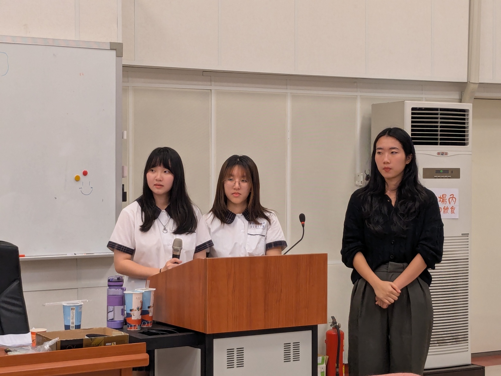 114學年度 國一二年級 英文經典背(朗)誦比賽圖片