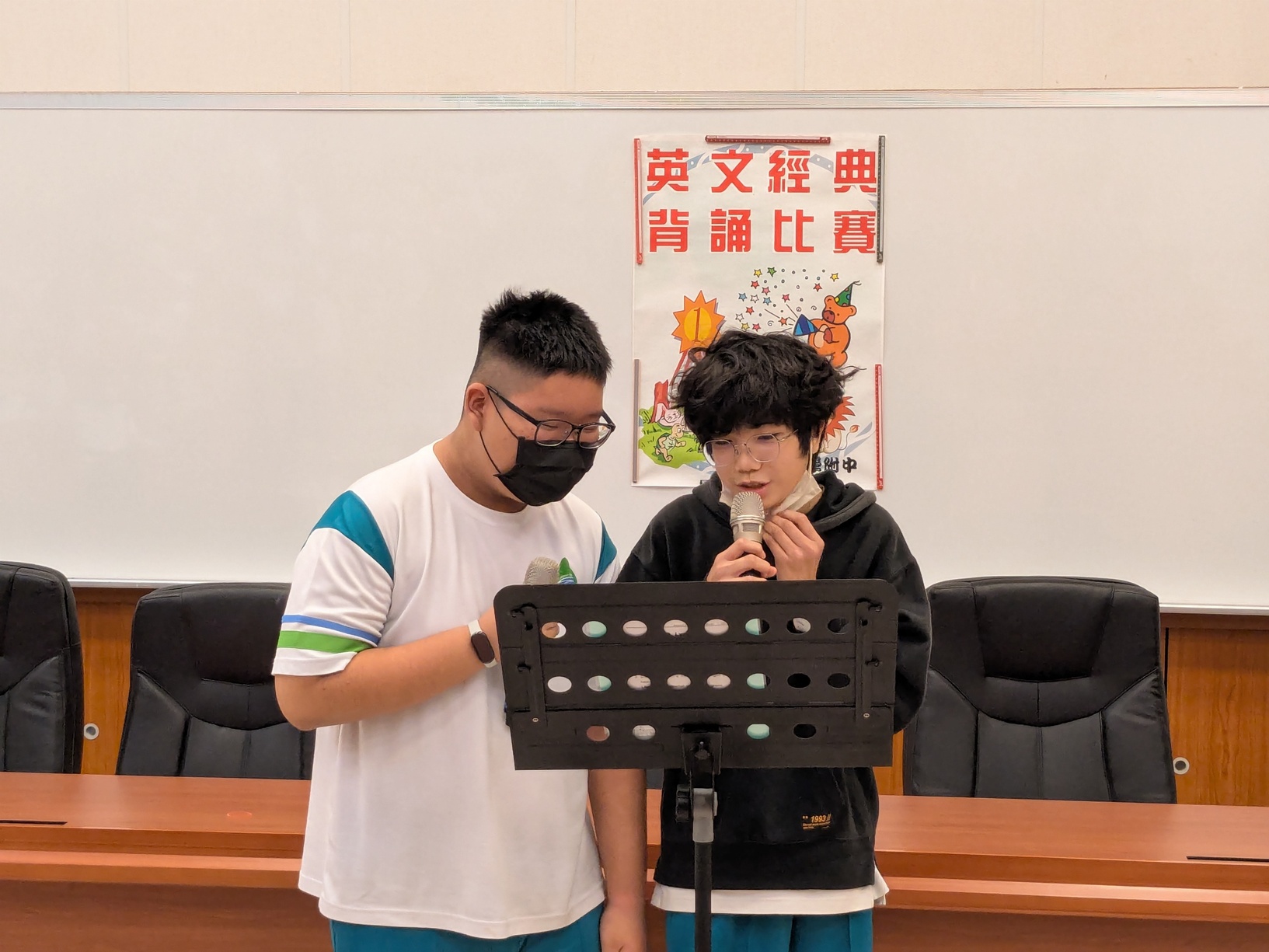 114學年度 國一二年級 英文經典背(朗)誦比賽圖片