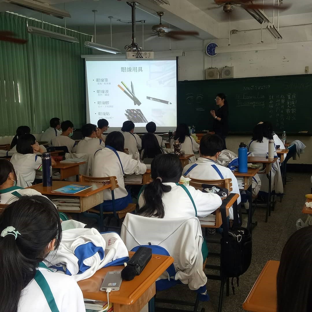 漫研社圖片