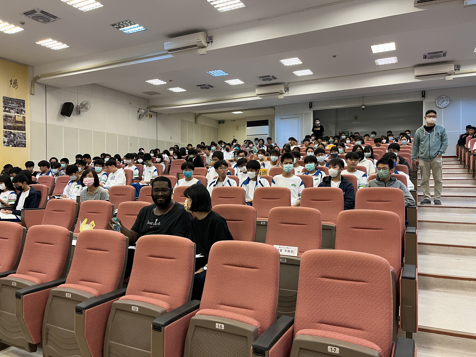 112學年度高一英文經典背誦比賽圖片